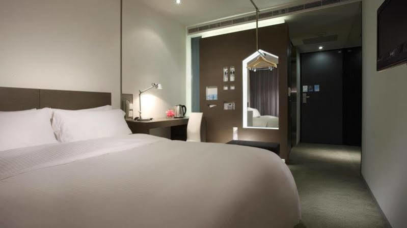 Just Sleep - Lin Sen Hotel Taipei Luaran gambar